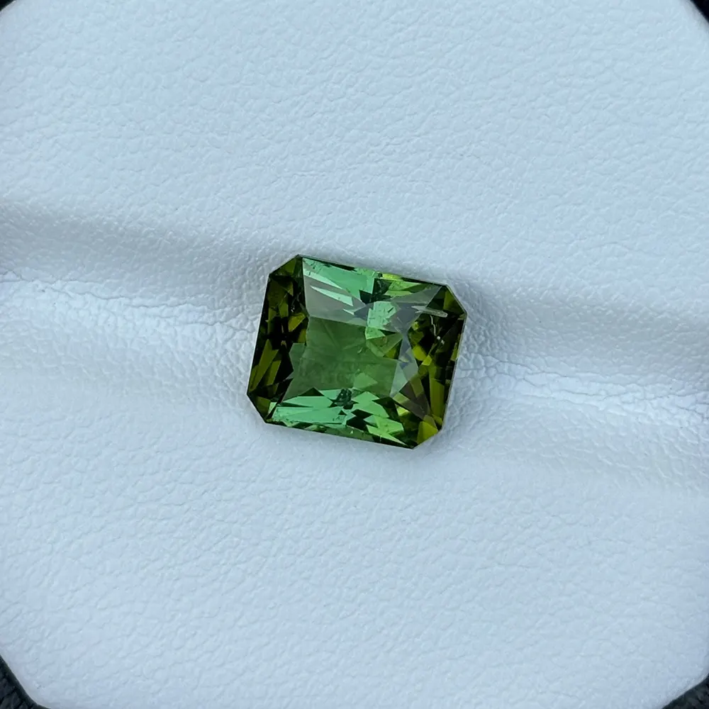 TOURMALINE cc883 Green
