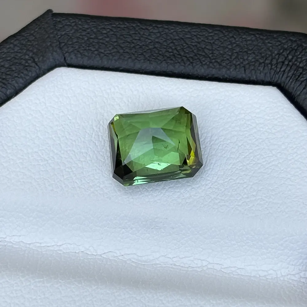 TOURMALINE cc883 Green