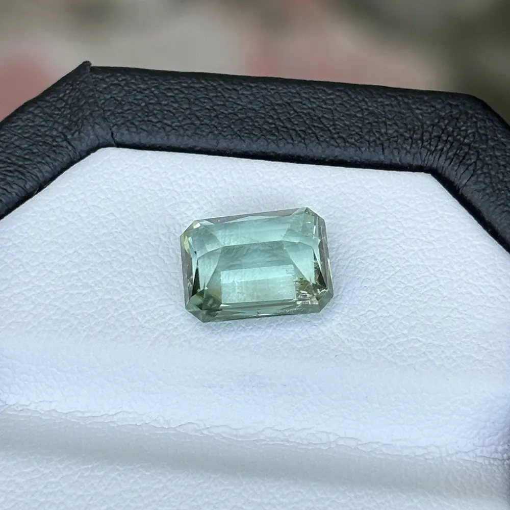 TOURMALINE cc883 L Green